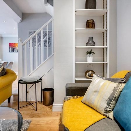 Victoria Mews House - By Sojourn Daire Londra Dış mekan fotoğraf